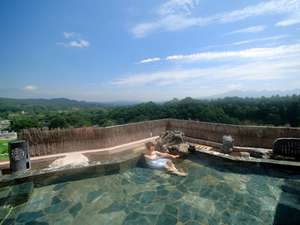 Open-air bath